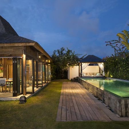 Elegant Villa Casabianca - Tropical Pool & Garden, Near Potato Head Beach Club! Seminyak Kültér fotó